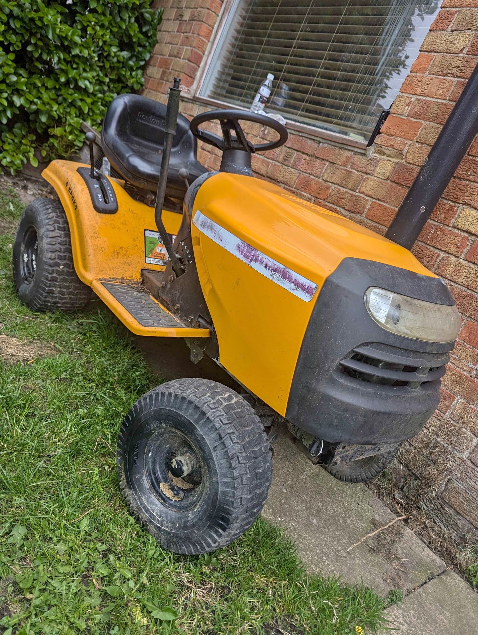 2015 McCulloch ride on lawn mower mcculloch
