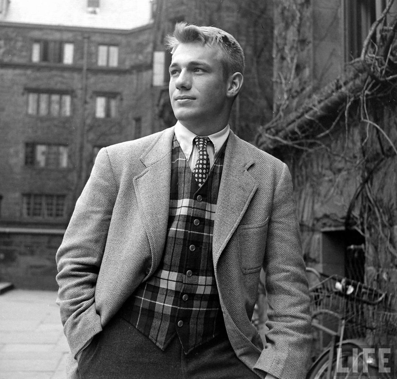 This was a micro-fad that struck a group of Yale students in 1950 