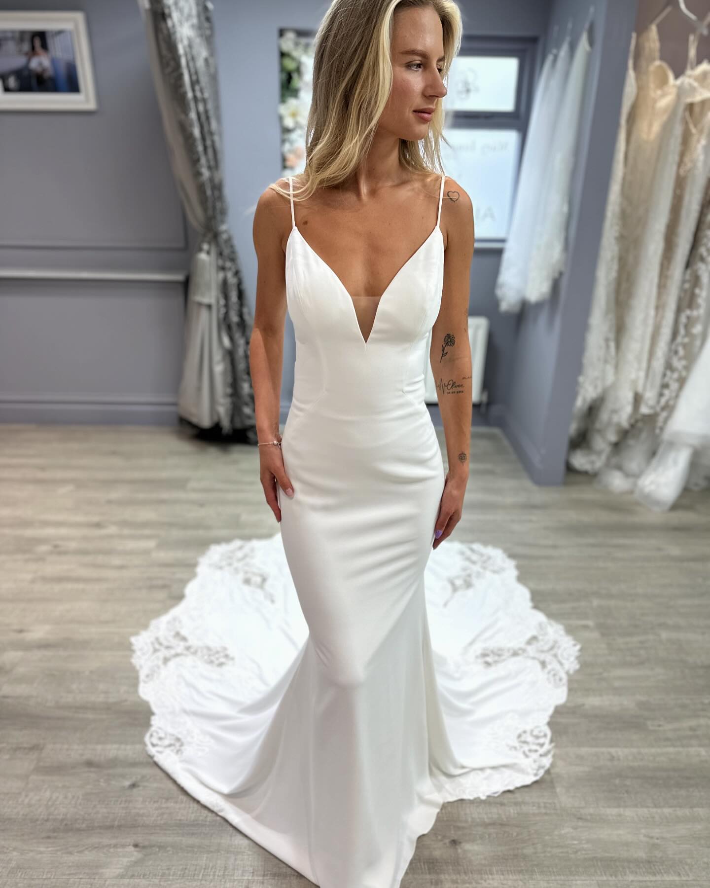long party dresses Classy Champagne Off-the-Shoulder Sequins Split Evening Gow – Dbrbridal Natural 7 How to Use the Size:54 notch lapel