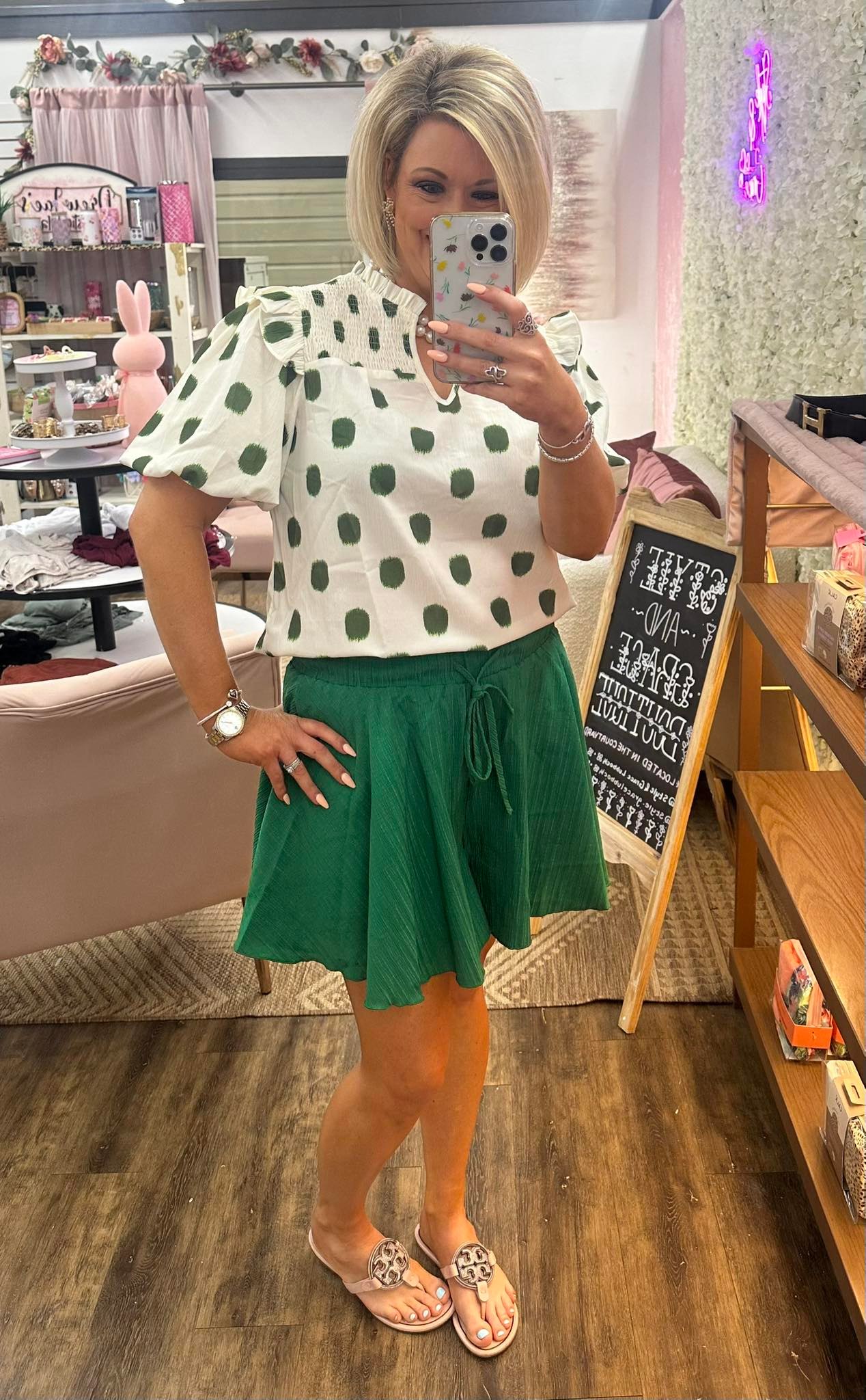 Kelly Green Frilled Skirt and Green Polkadot Blouse Review display picture 1