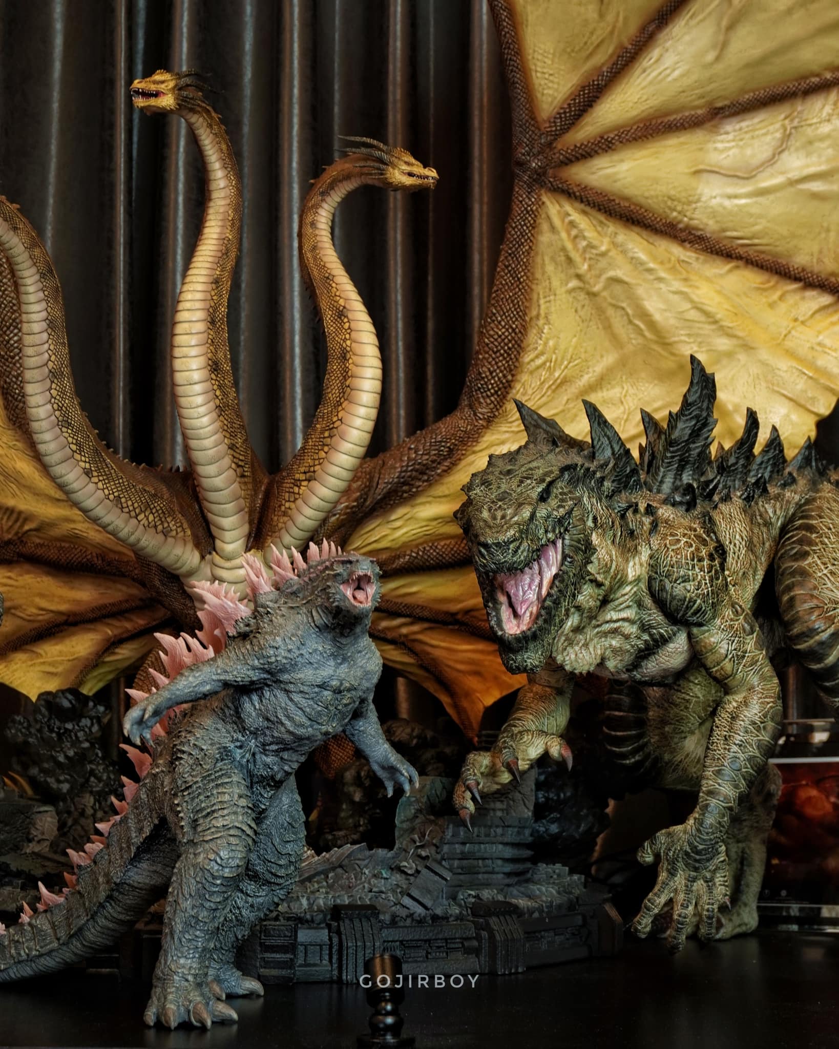 Godzilla 3 kings figure by Spiral Studio