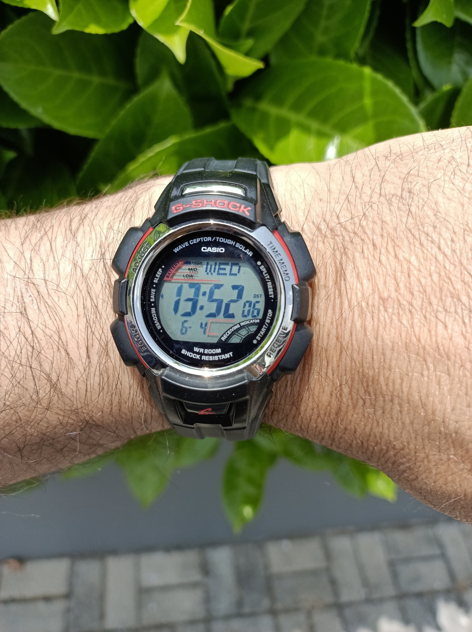 GW-300, First radio-controlled, solar-powered G-SHOCK (2002)