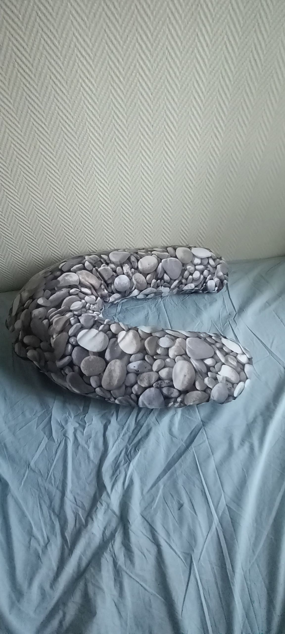 Coussin ergonomique fente centrale pour assise Newgen Medicals réf