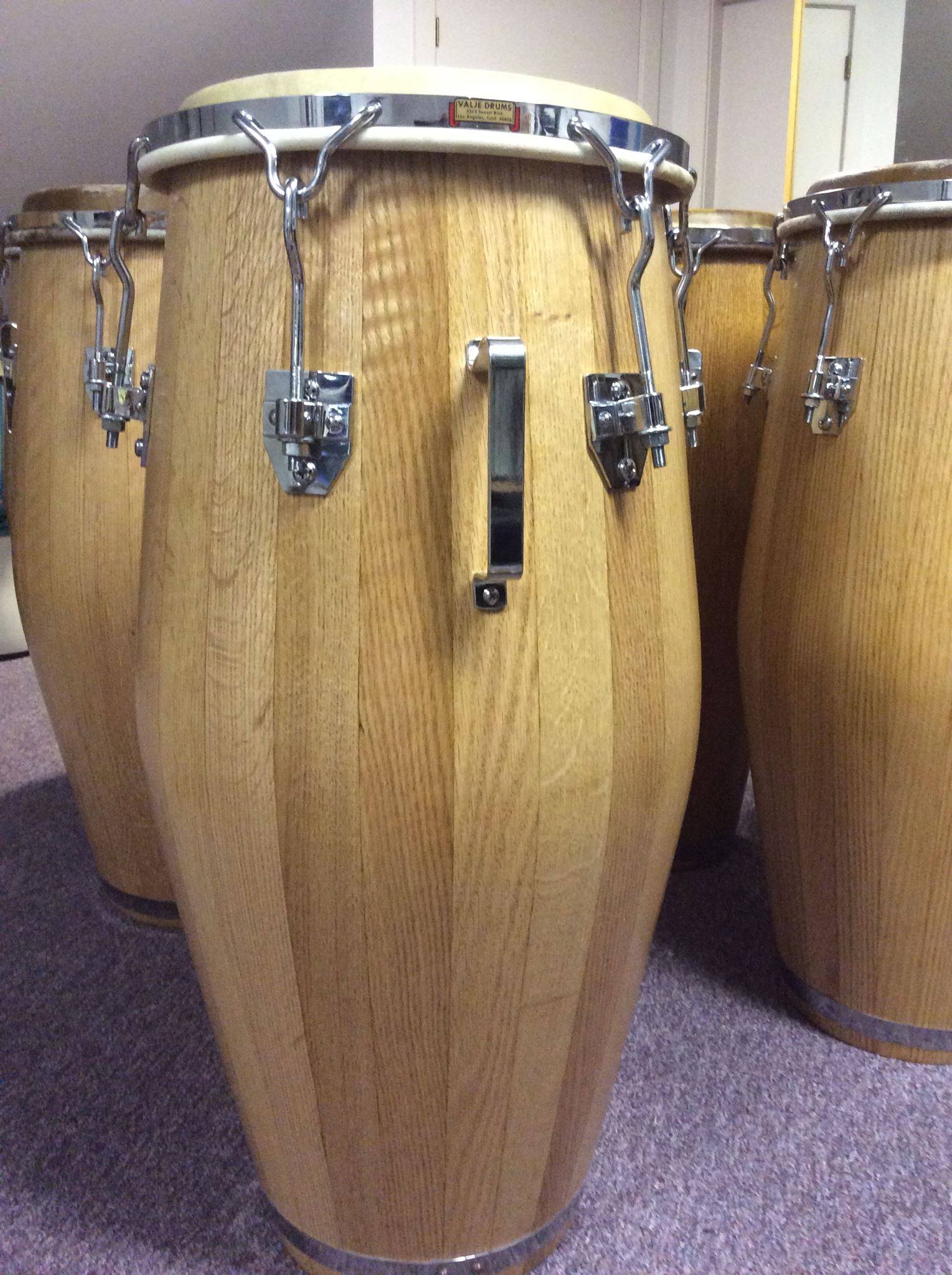 Valje drum with 1970s conga decal placement