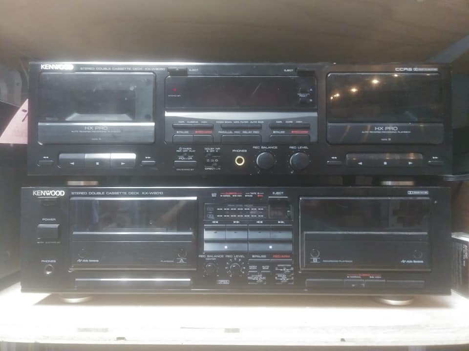 Vintage Kenwood KX-W8010 stereo double cassette deck is a black