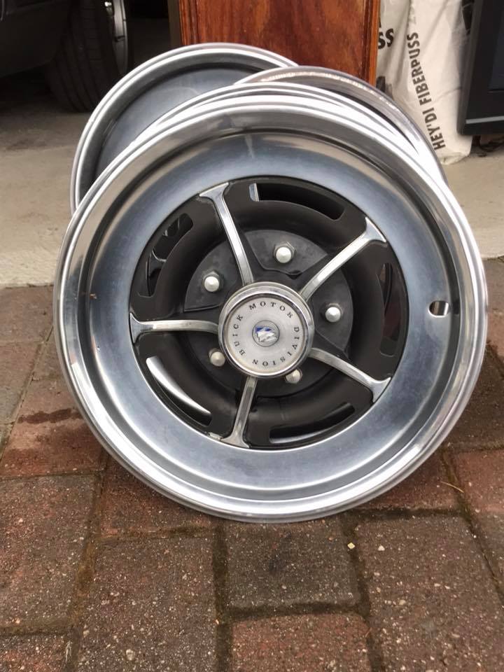 Buick folk i Norge | Buick Rally wheel hubcap, hjulkapsler selges.15 ...