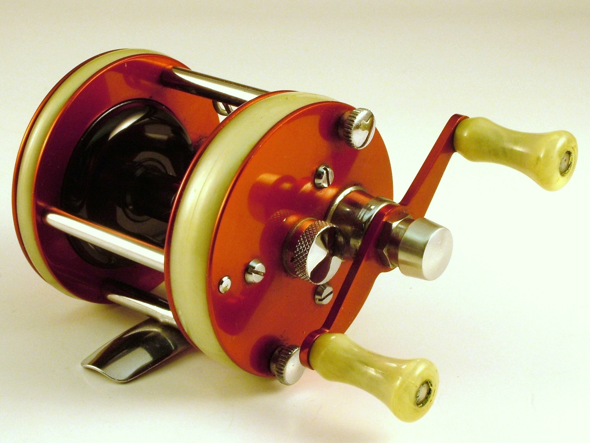 bab fishing lure Livingston Lures Kamakaze Chatterbait – Team Rhino Outdoors LLC effective topwater action Color:Bleeding Chub Rod and Reel Combos Ruthless Pro Ice Medium