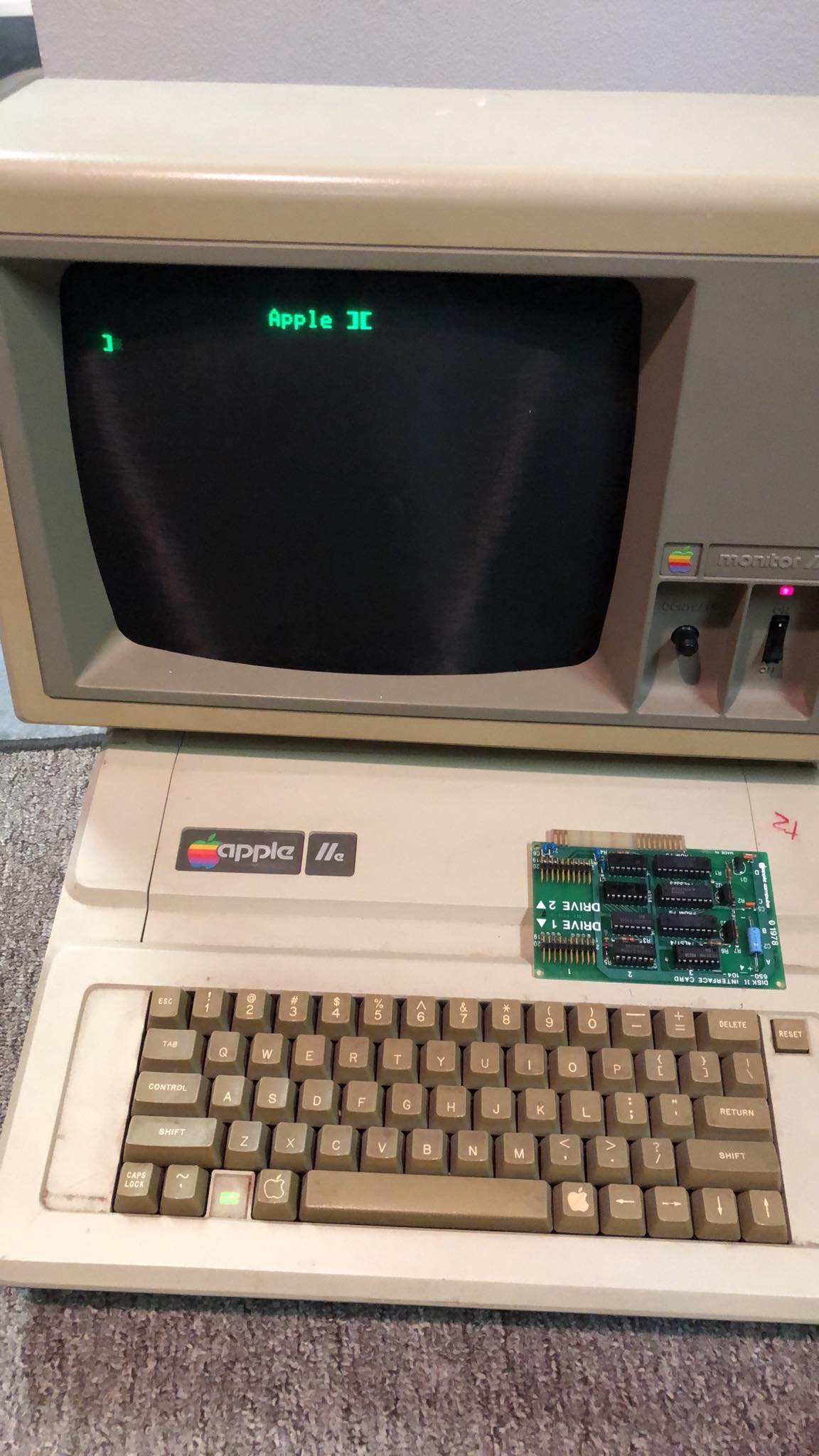 How to boot a Macintosh Classic that won't turn on?