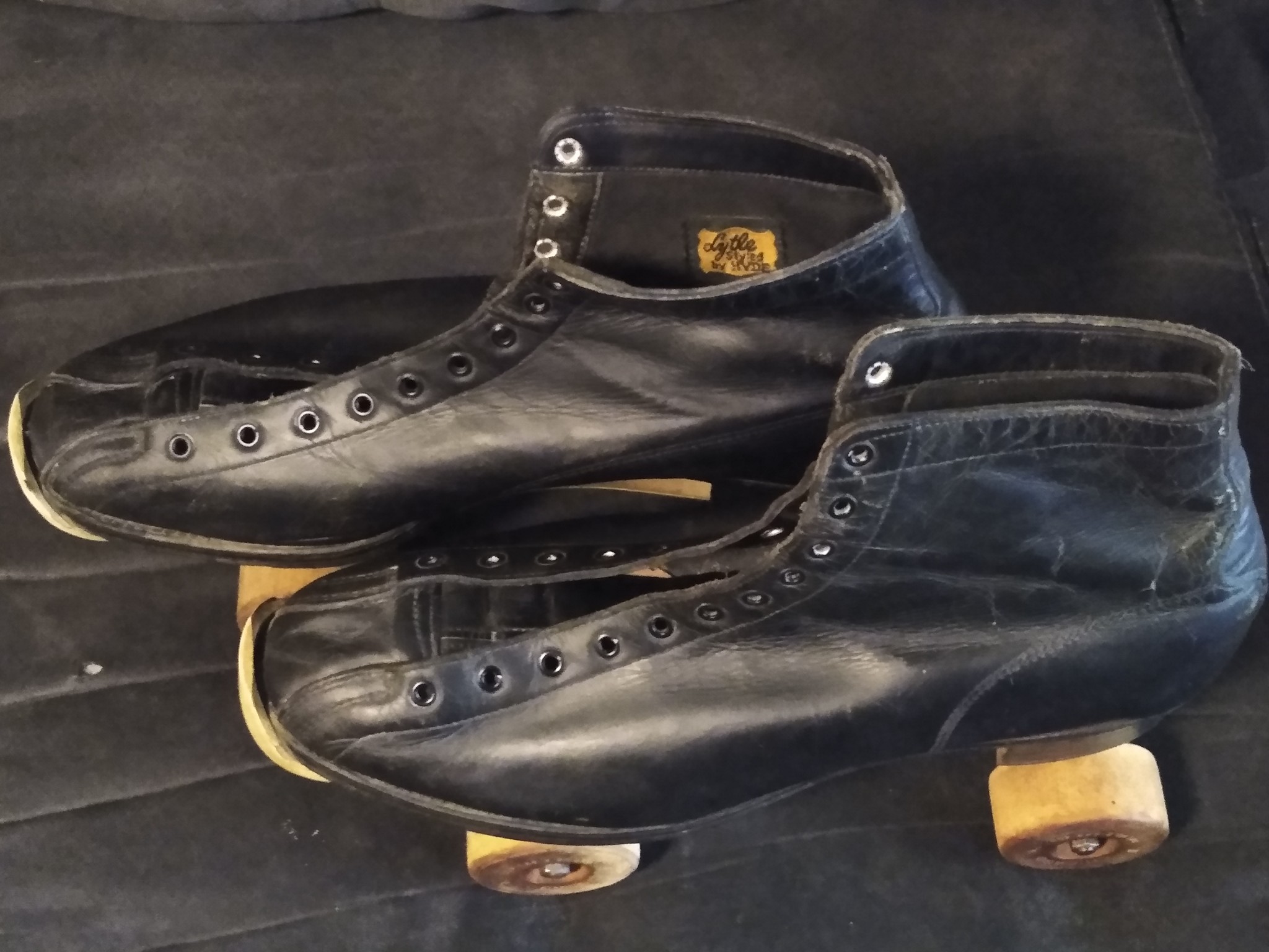 Patins à Roulettes Vintage Betty Lytle Hyde Chicago - Taille 8.5, Roues En Bois Blanc, Avec étui Et Clé, Occasion Rétro