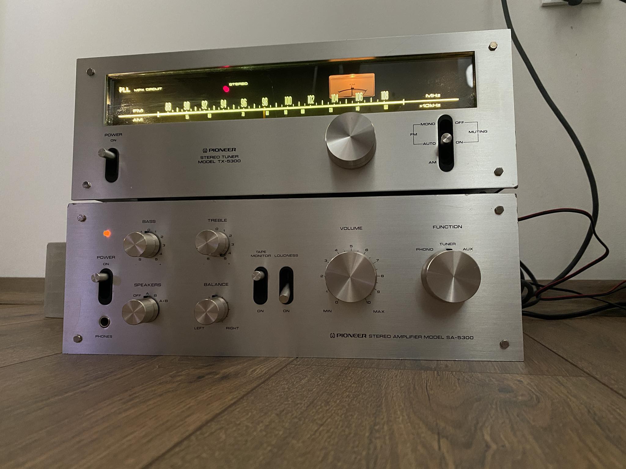 Starting a vintage audio collection with Pioneer TX-6700 and SA-6700