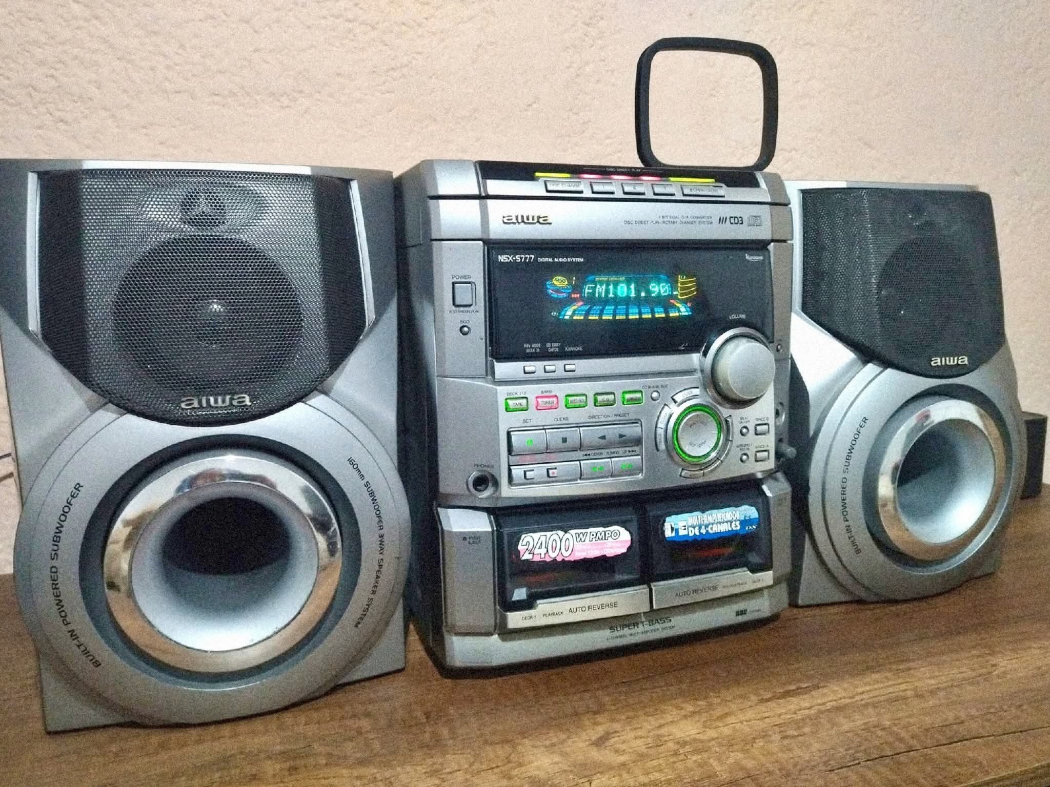 Aiwa NSX-S777 mini hi-fi stereo system.😱