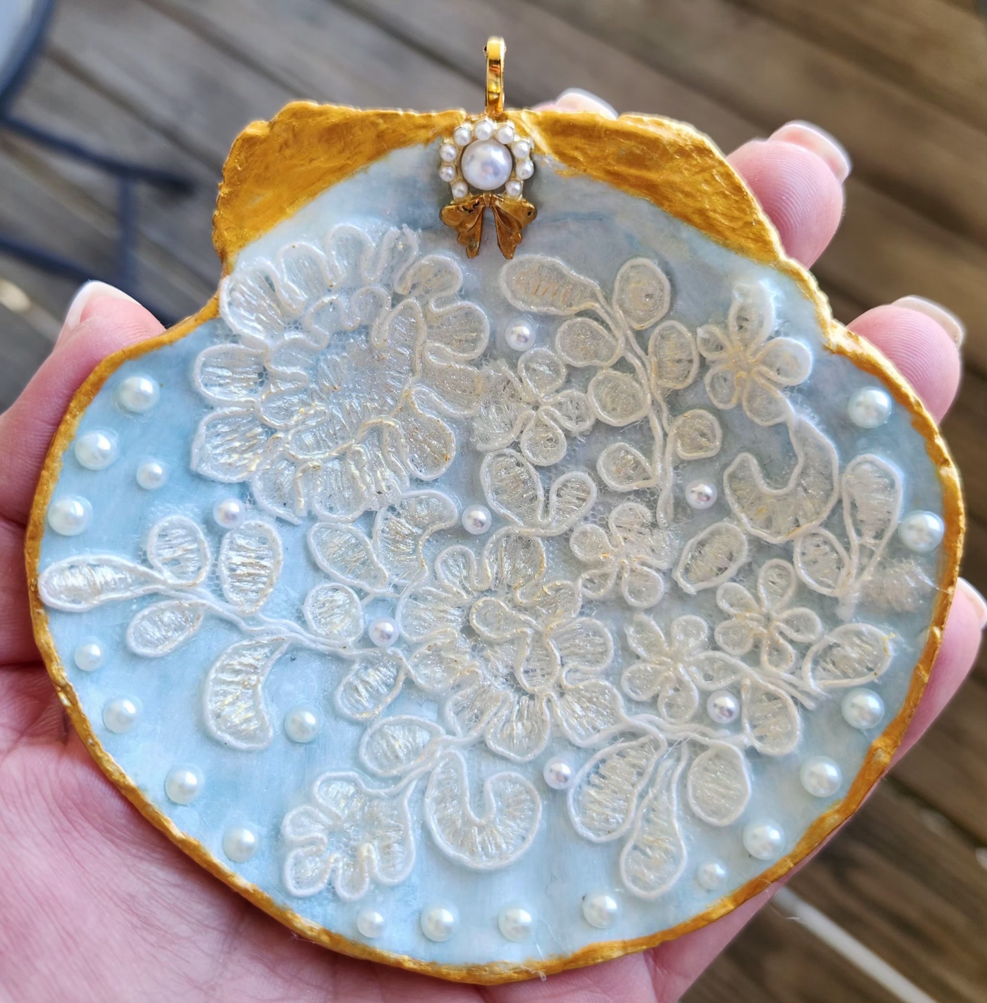 Decoupage shells and crafting | Lace and rice paper 😊 | Facebook