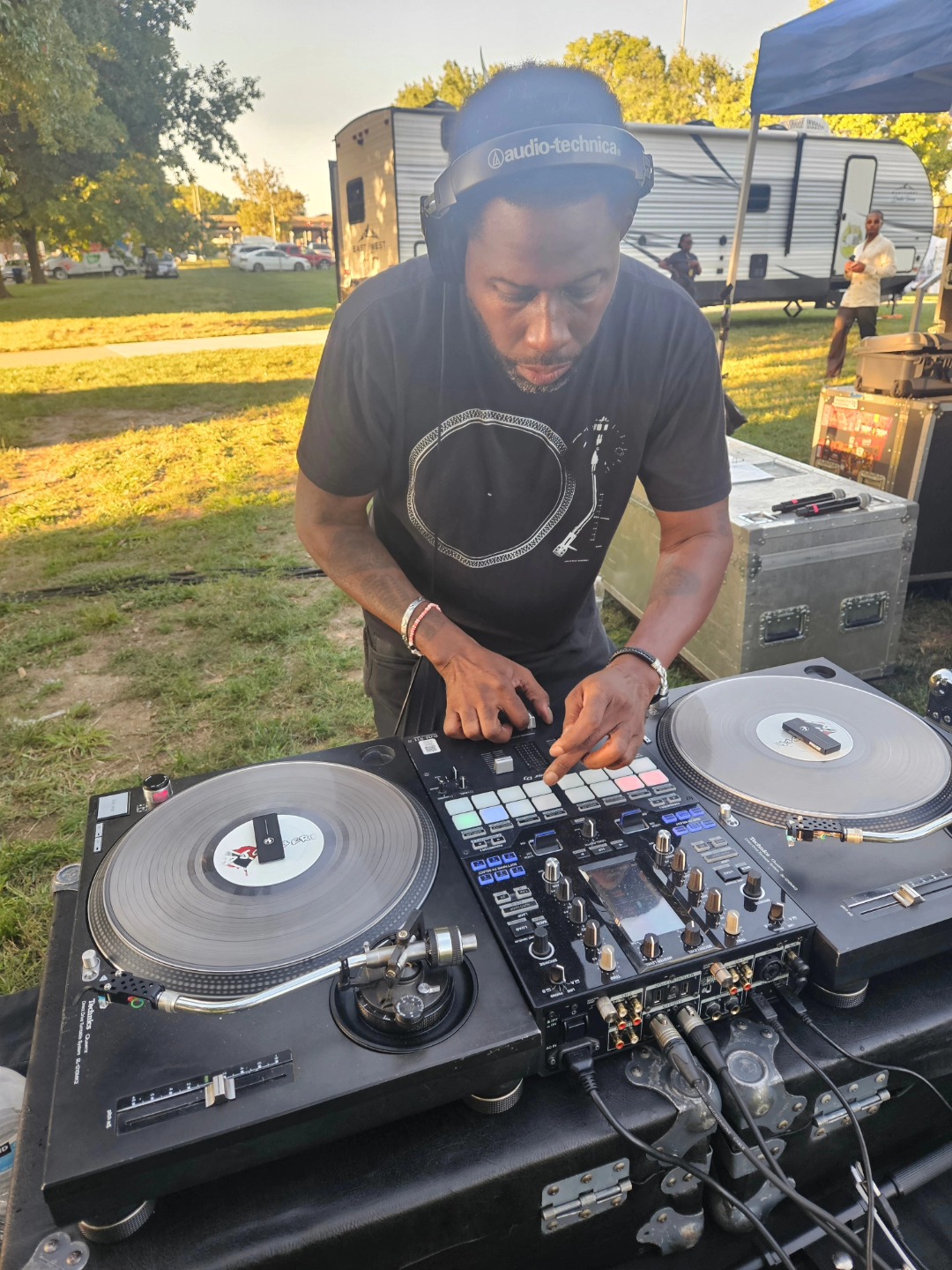 Caught in the mix at gig 2 at... - Gregg DjCynsere Blackwell | Facebook