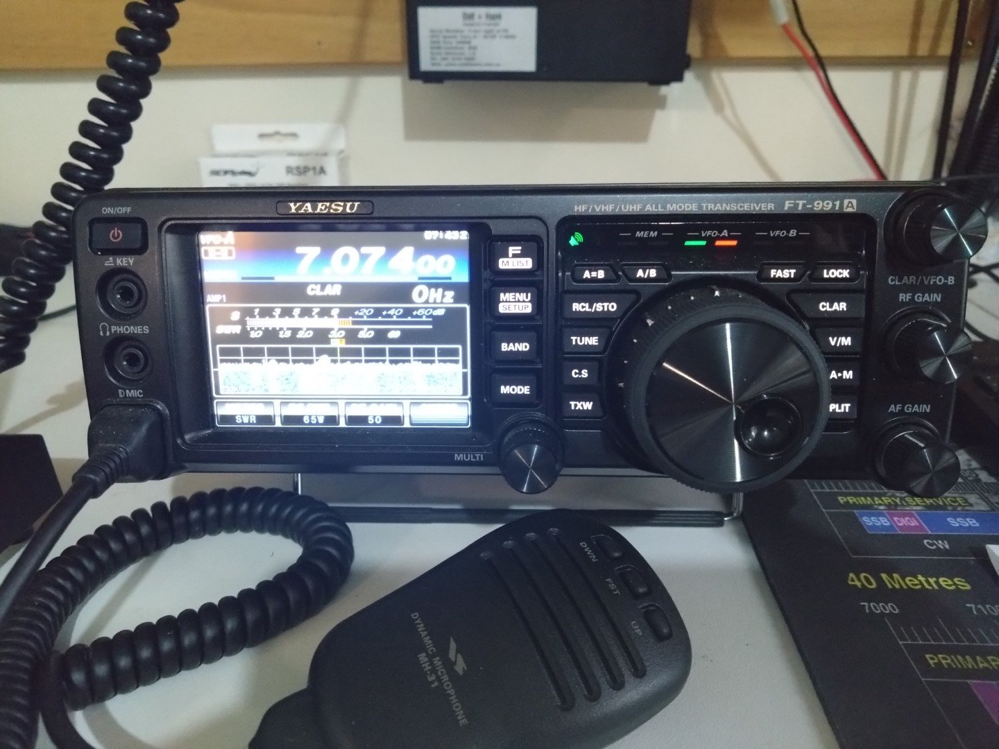 Yaesu FT-757 GXII All mode complete with it's original FC-757AT