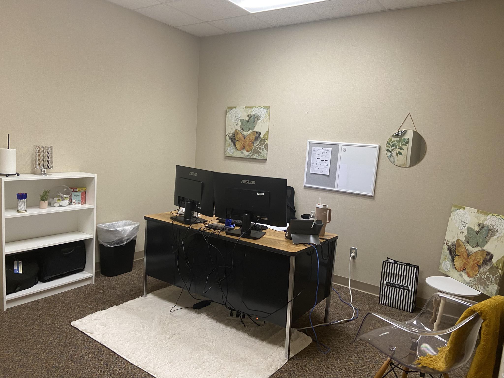 How to Decorate My Office at Work: Creative Ideas to Inspire Productivity