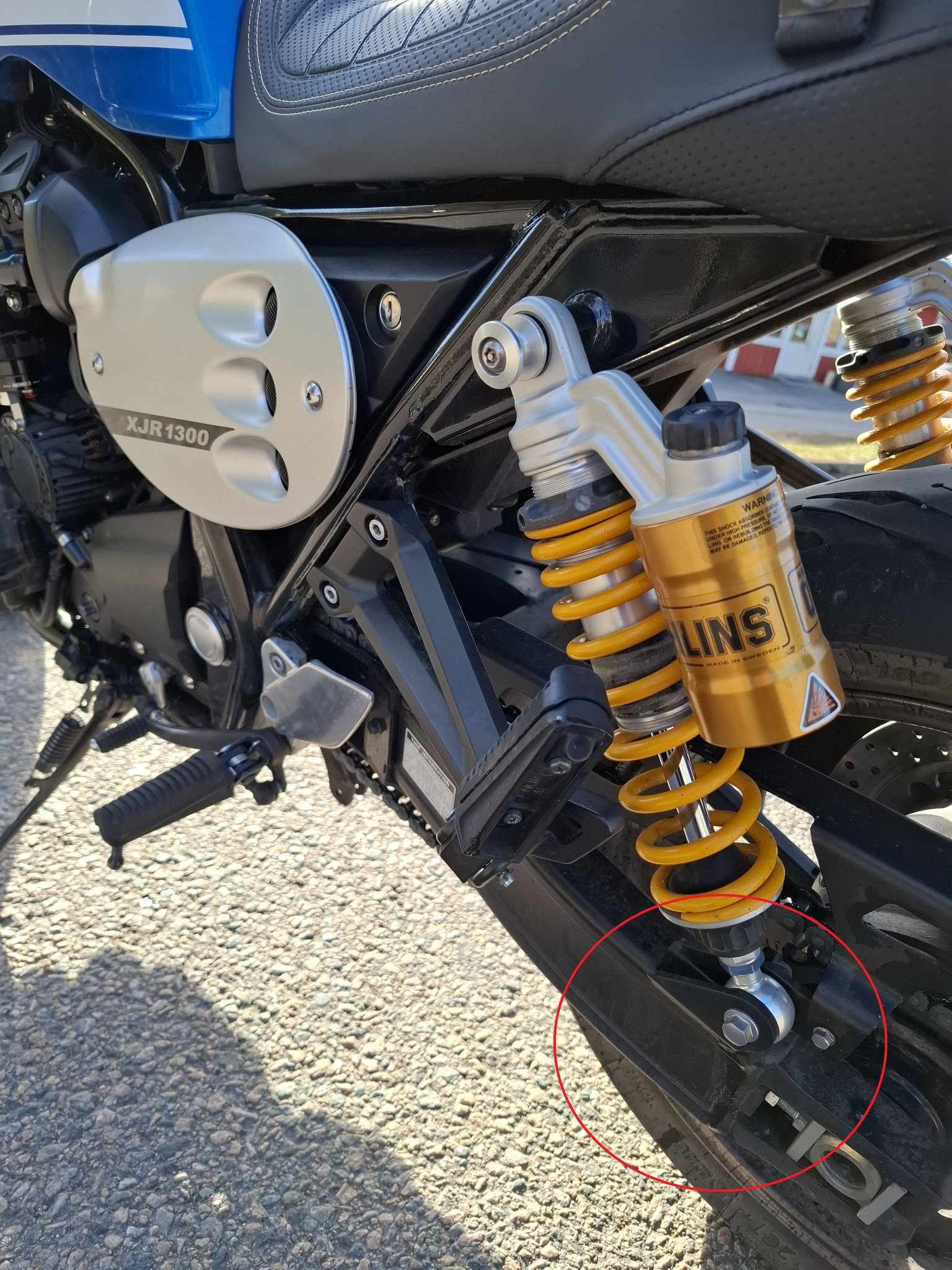 RFY QR-2B-320 Universal Motorcycle Air Shock Absorber Rear 