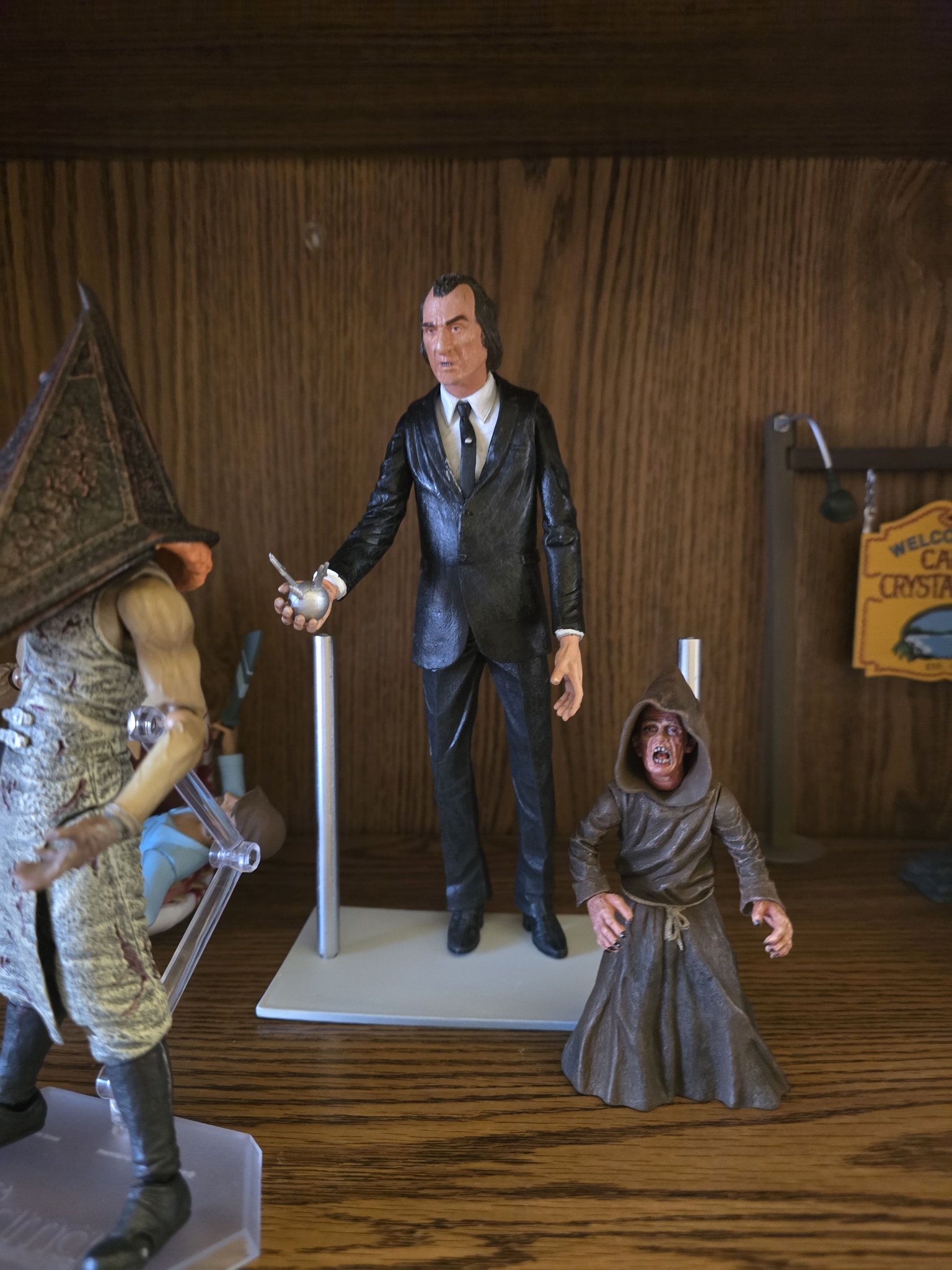 Neca Phantasm Tall Man figure review