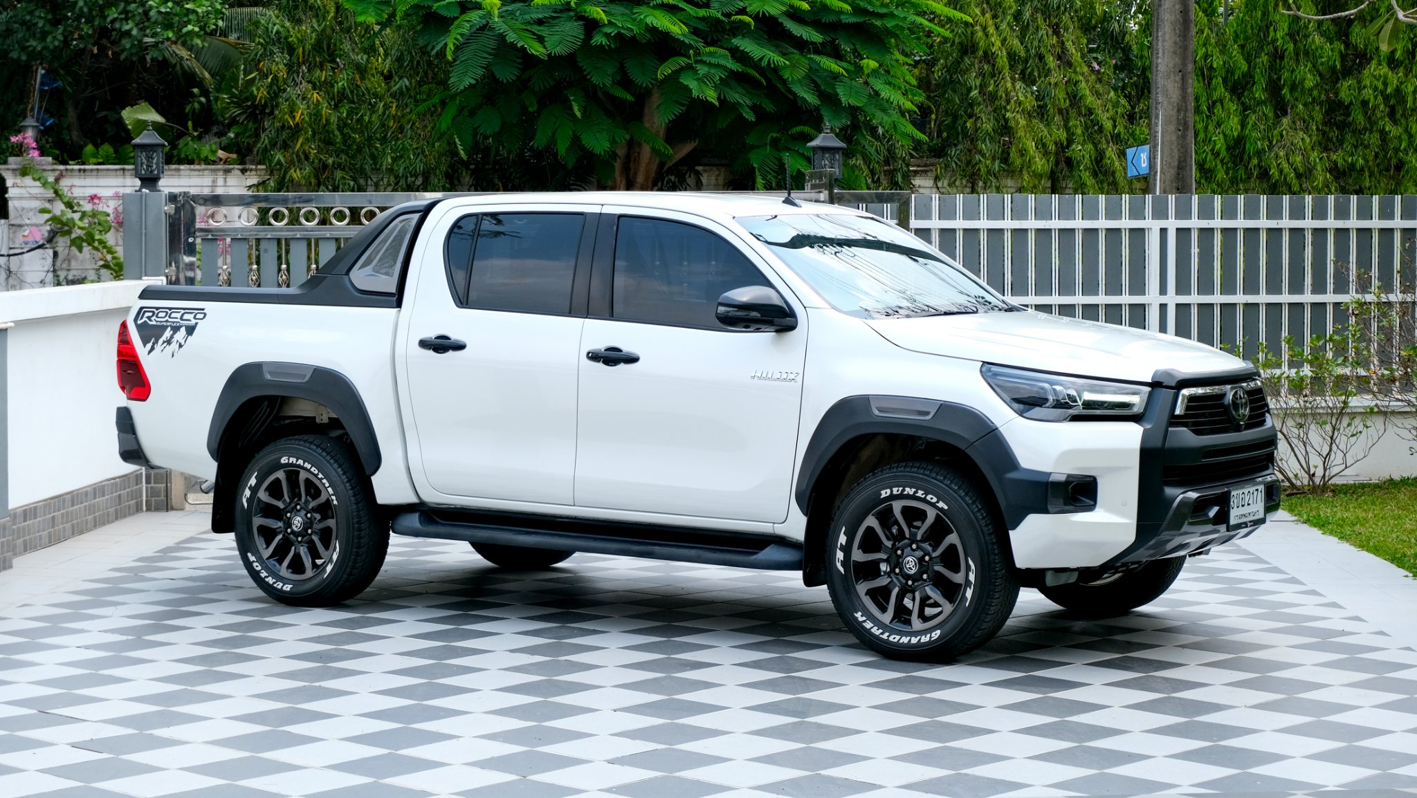 ซื้อขายรถกระบะมือสอง | #toyota #2WD #Rocco | Facebook