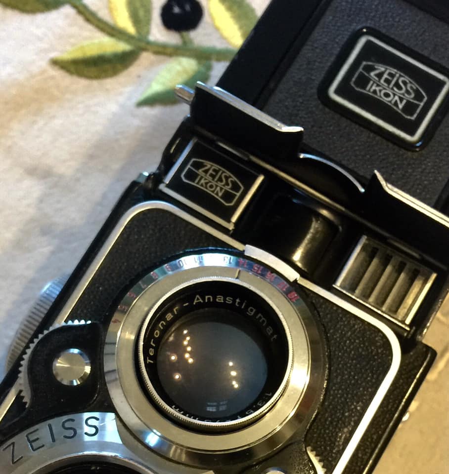 Zeiss Ikon Ikoflex IIA 75mm f/3.5 Tessar lens review