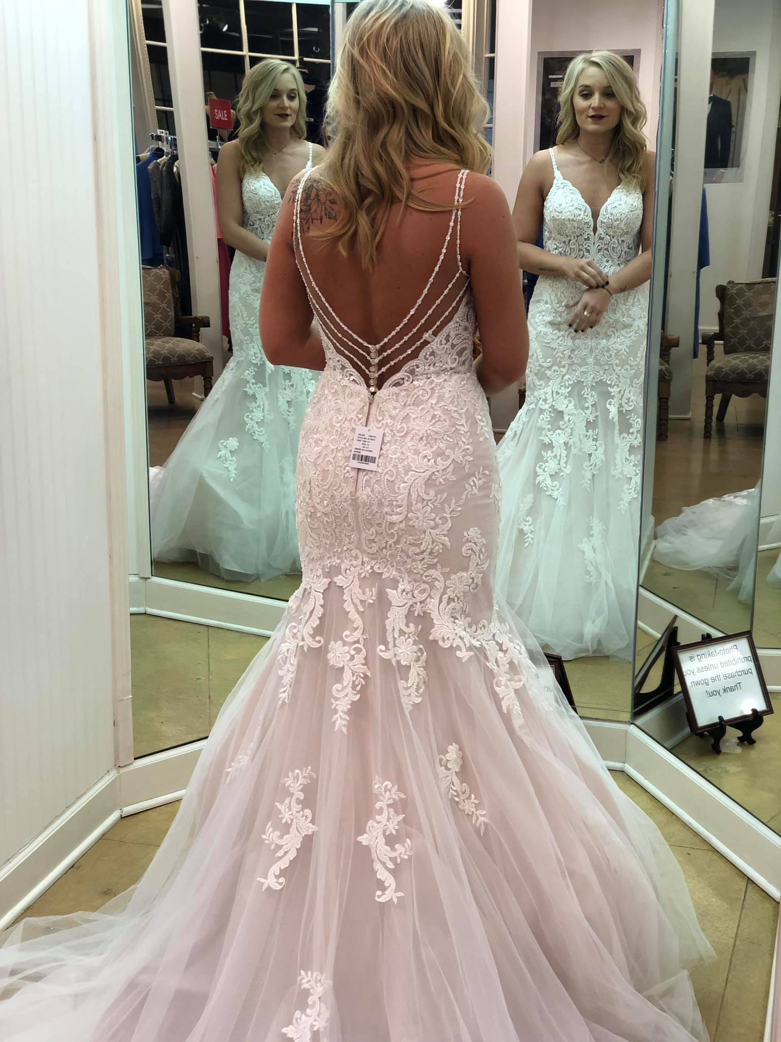 sell bridesmaid dress uk Does anyone know where I can a used Dress? It's in excellent condition and only wore it once. Just sits in my wardrobe Bridal boutique