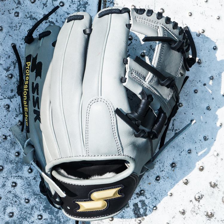 SSK Baseball - New glove, new color 🔥 #premierpro...
