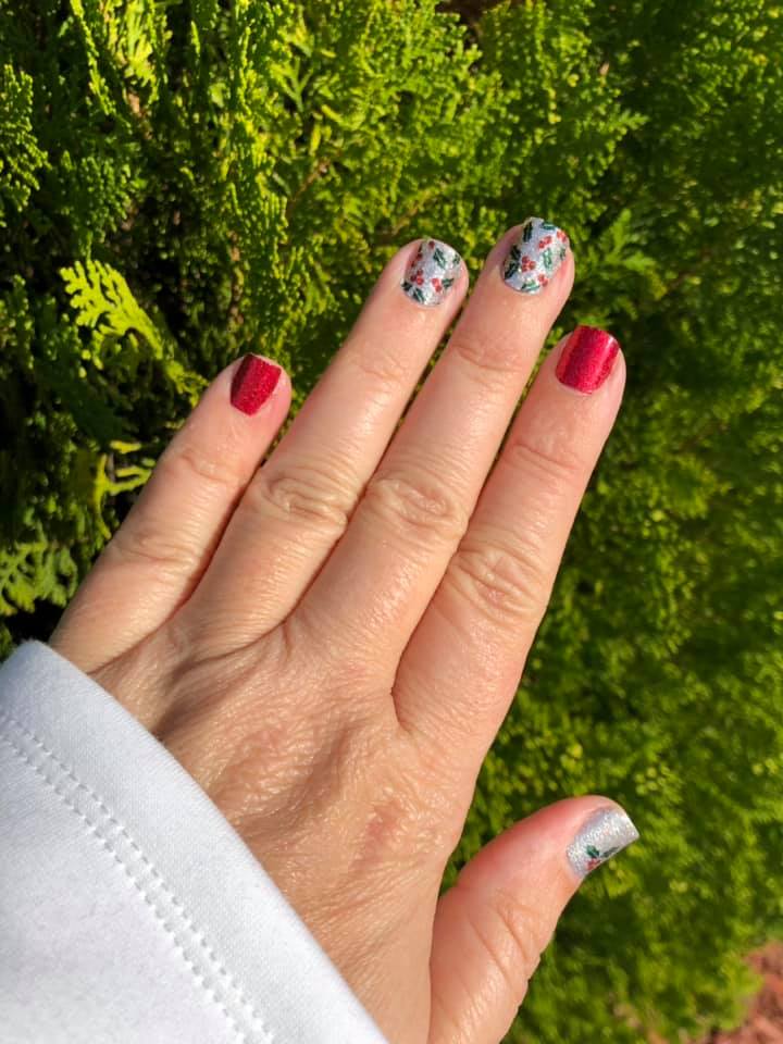 red nails with black dress Ombre Press on Coffin Medium Which nails should I wear