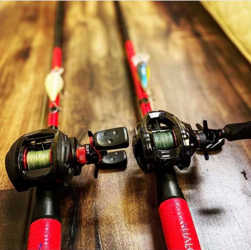 abu garcia black max vs kastking Baitcast Combo The result is proven value and reliability that anglers have come to expect from this series. How does Kastking compare to