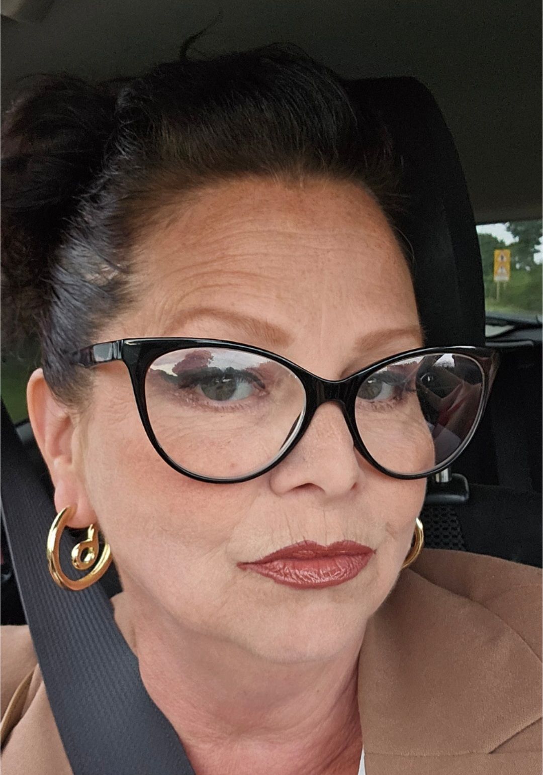 How old do I look? | Facebook