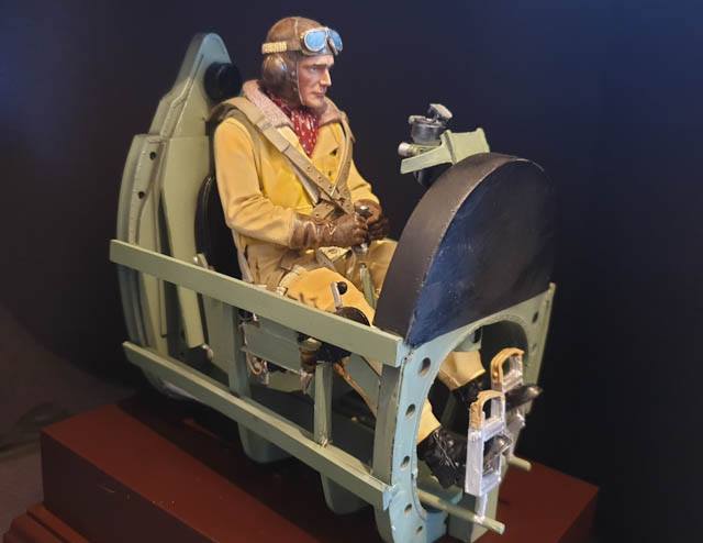 Figurine Pilote RAF Douglas Bader 1/32 FineMolds - Pièce De Maquette AD04 - Neuf