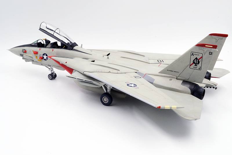 Monogram 1/48 F-19 Stealth Fighter Model