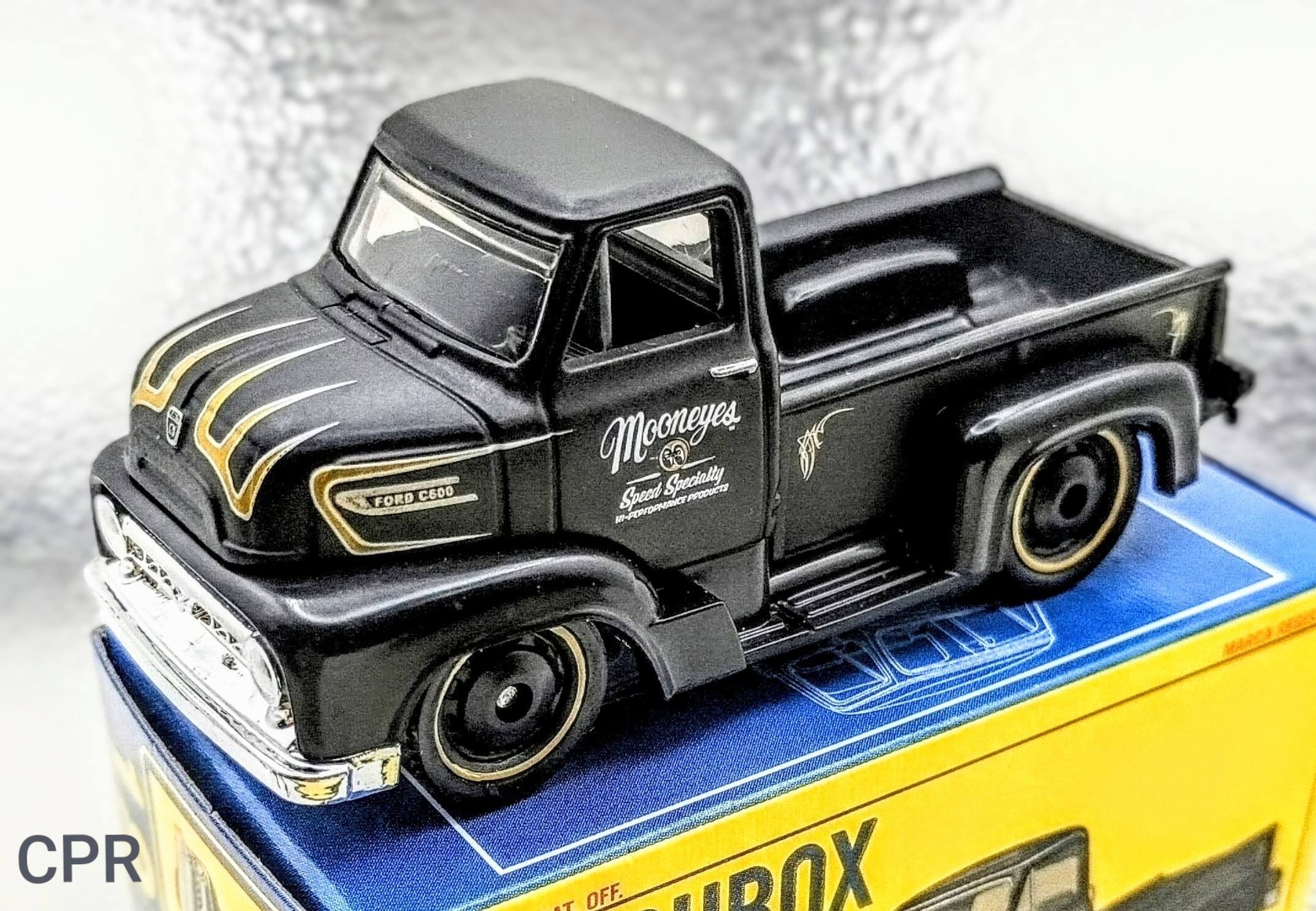 Mooneye's Speed Specialties