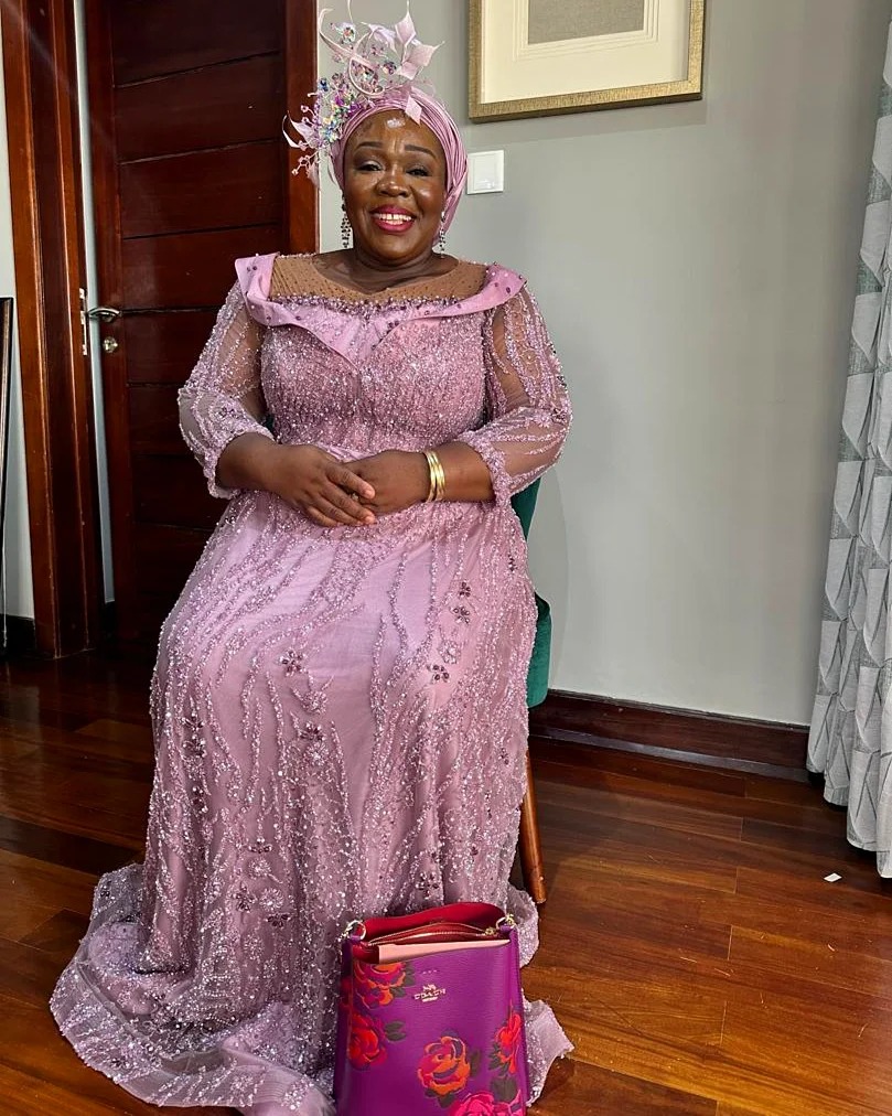 beaded lace dress styles for wedding guest Elegance redefined: A gown the groom's mother that exudes grace and sophistication. Outfit @anasimba_official Fascinator @hatboxco #anasimbainspiration #anasimbabyzita #anasimbacustomdesigns #anasimbacreativityisourhallmark 尺寸:16