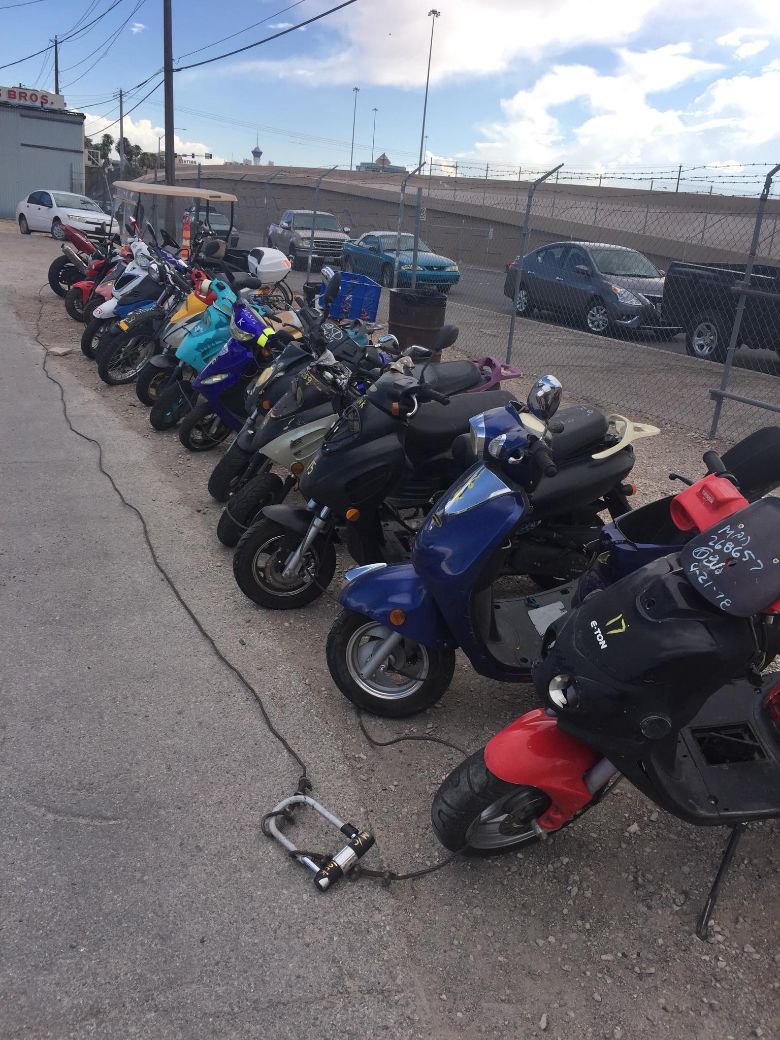 PANGITA KO MOTOR . SCOOTER TANI KUNG MAY ARA MISKAN CHINA 9K