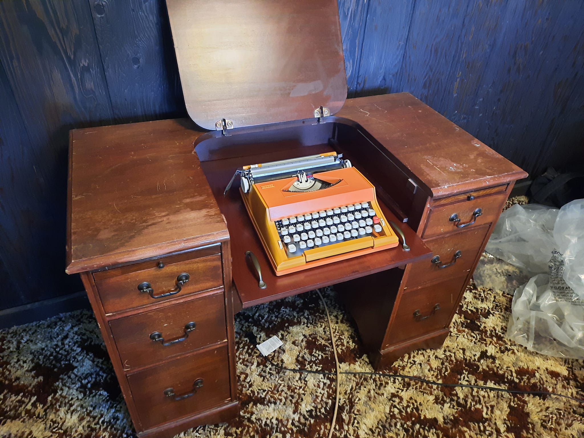 Typewriter desk with unique design, Sears scale