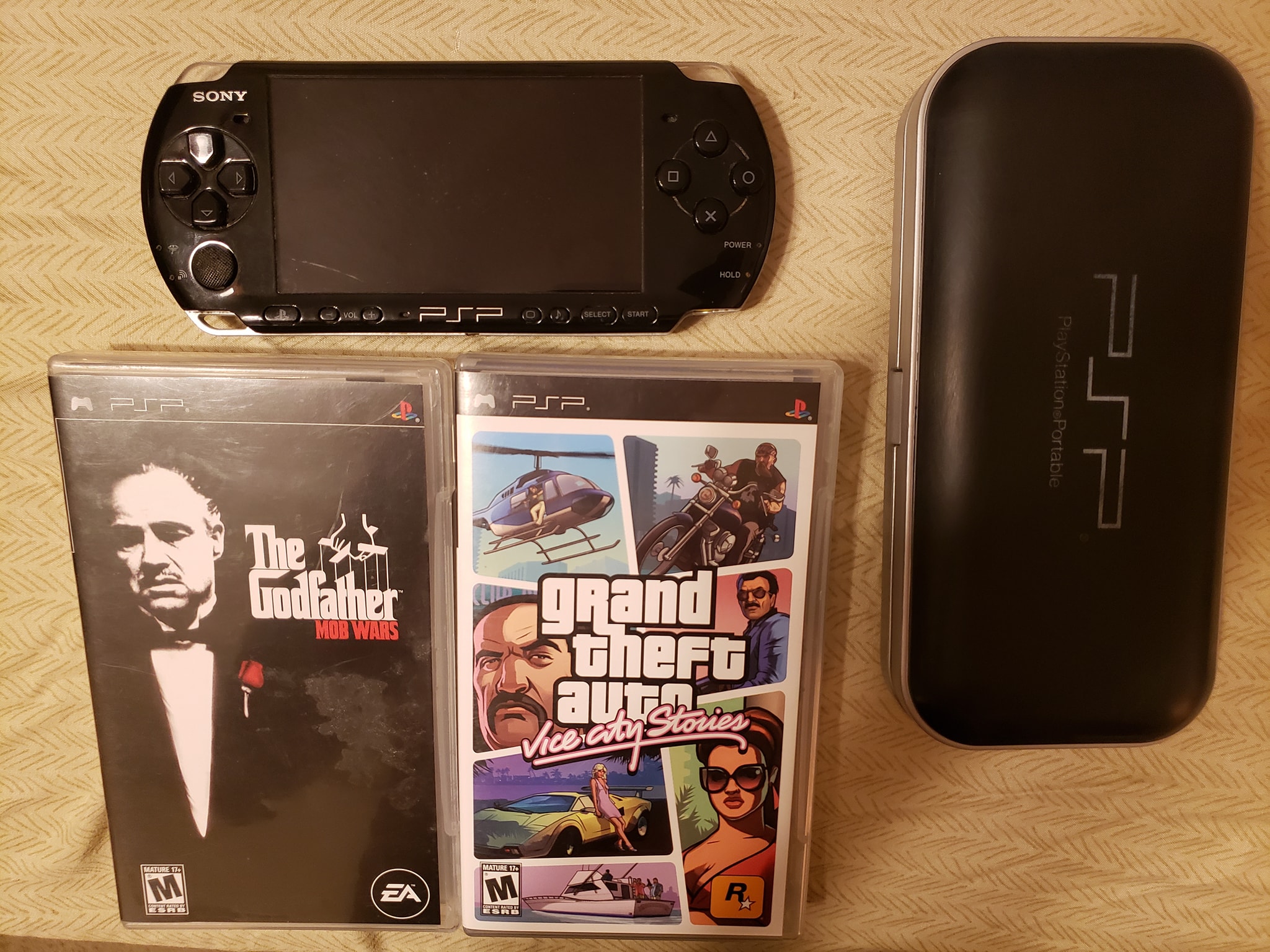 Sony PSP Cover Borsa Custodia Ufficiale Game Traveller Nuovo