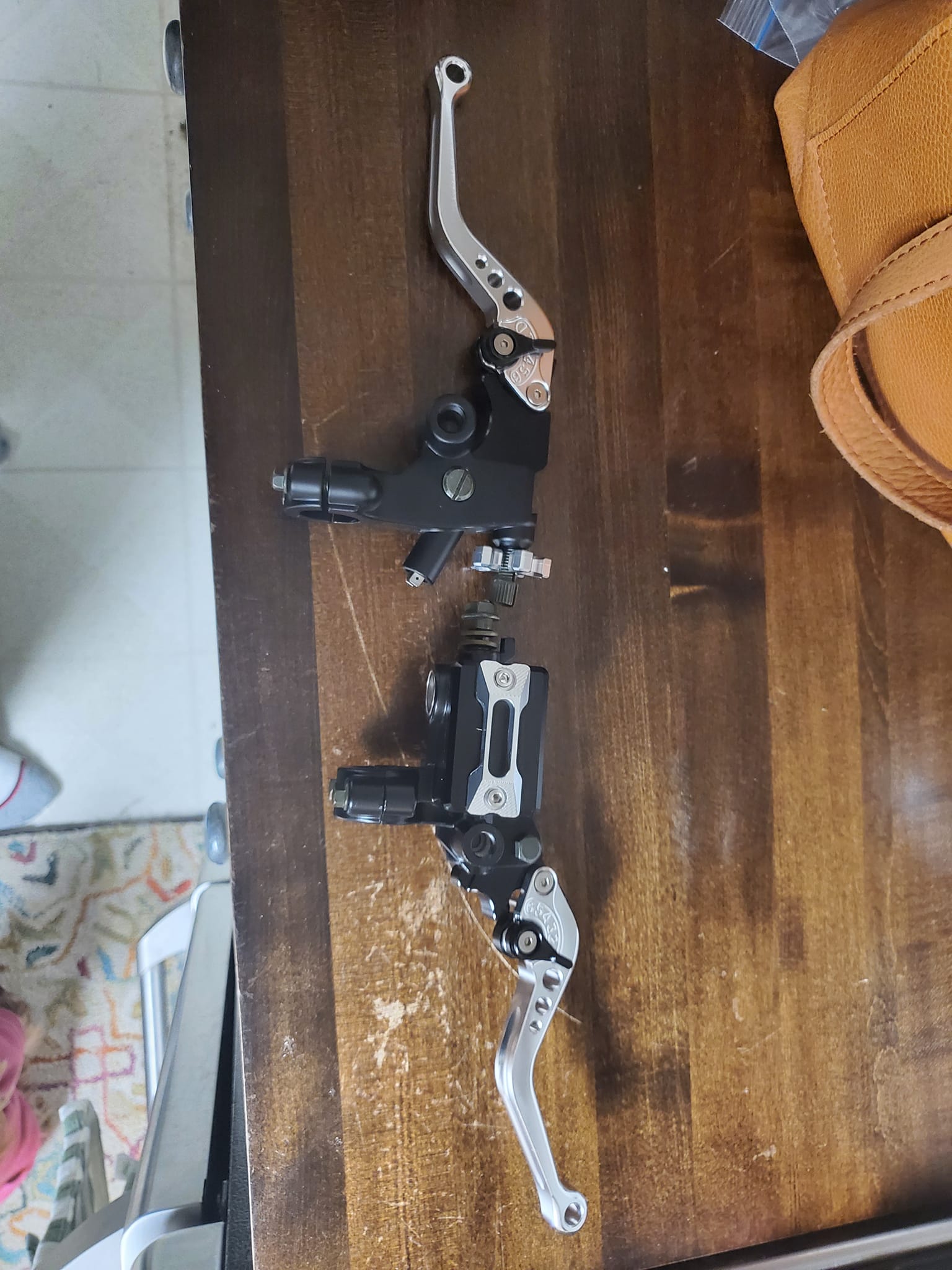 2 tubes 2-left levers 1- right lever brand new tubes n clutch