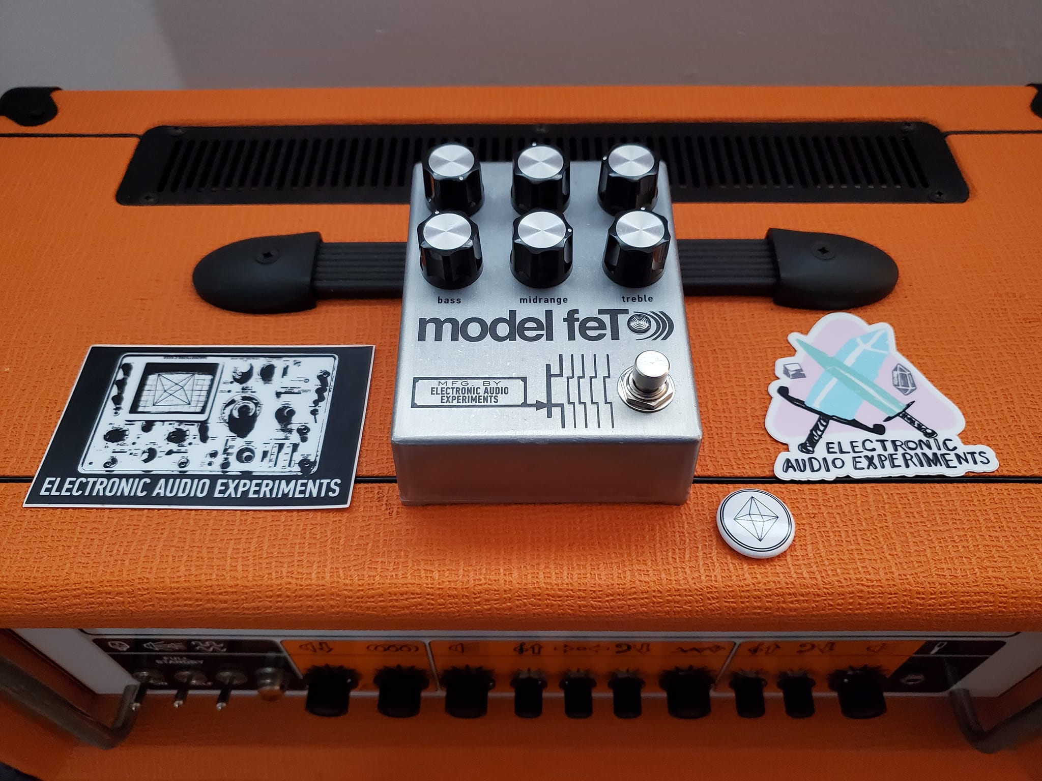 NPD: EAE FET model enhances tone with various pedals