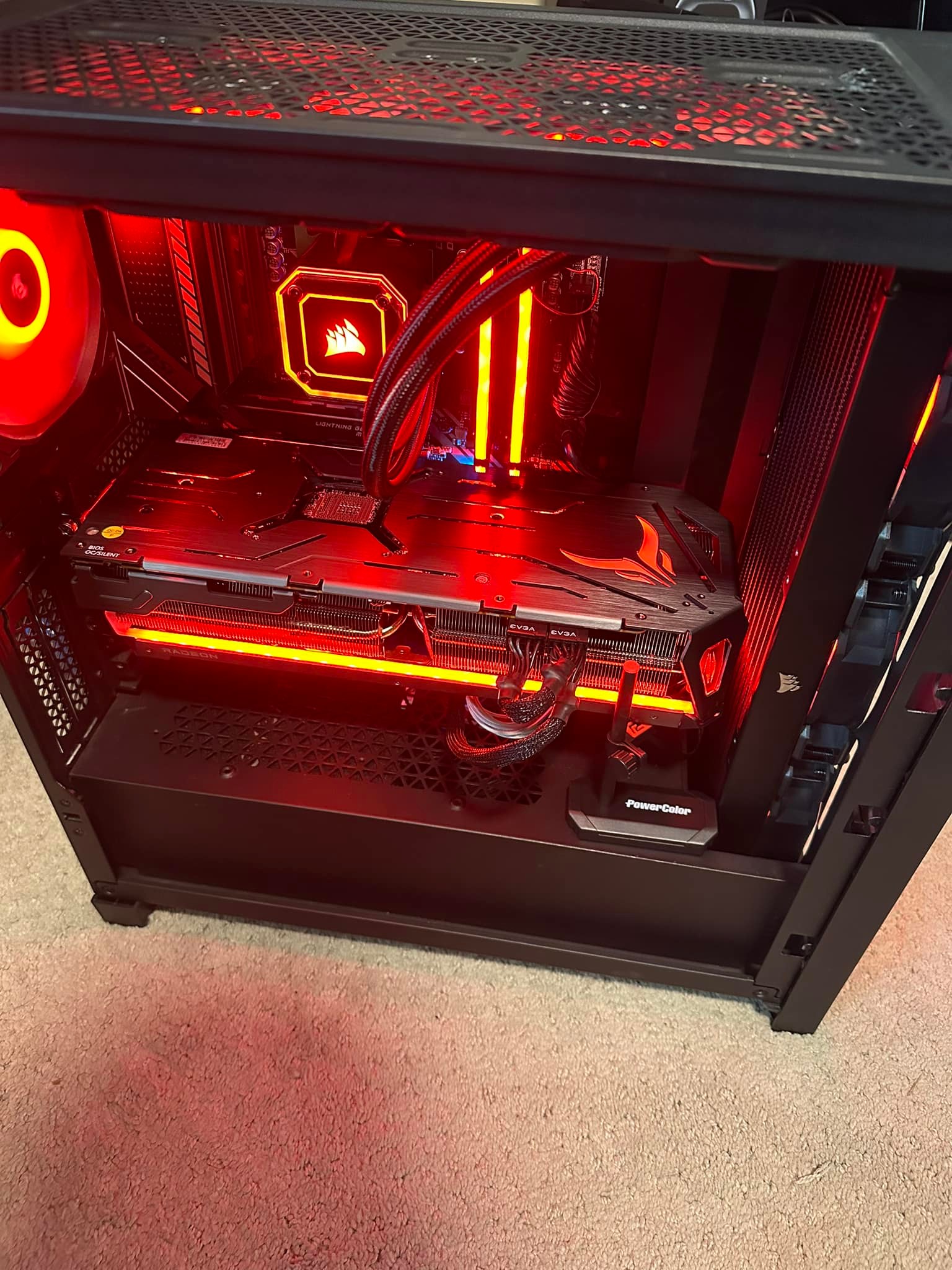 MSI B550 Tomahawk build with Ryzen 9 5900X and RX 7800XT