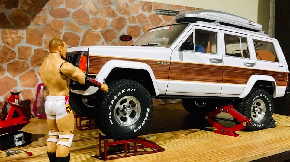 Just announced! 1989 Jeep Wagoneer in 1:43 scale diecast from IXO