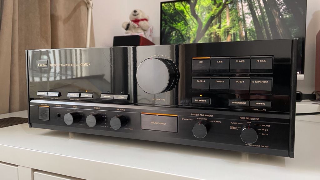 Vintage Sansui AU Alpha 607 KX vs 307 comparison