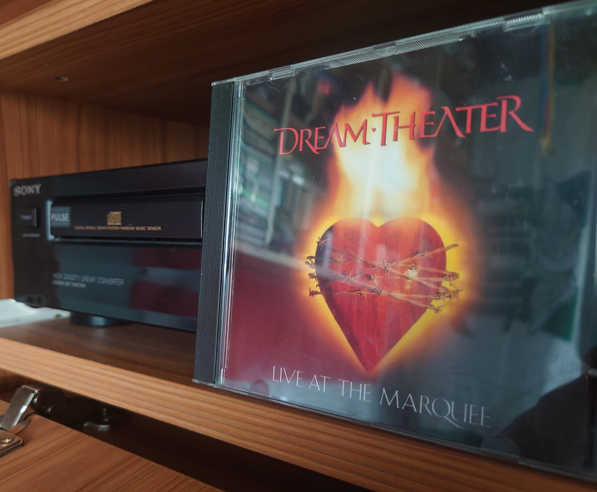DREAM THEATER - 