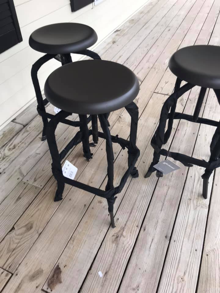 Finnhomy Set Of 2 Swivel Bar Stools - Adjustable Height, Vintage Leather, Comfy L-Shape Back
