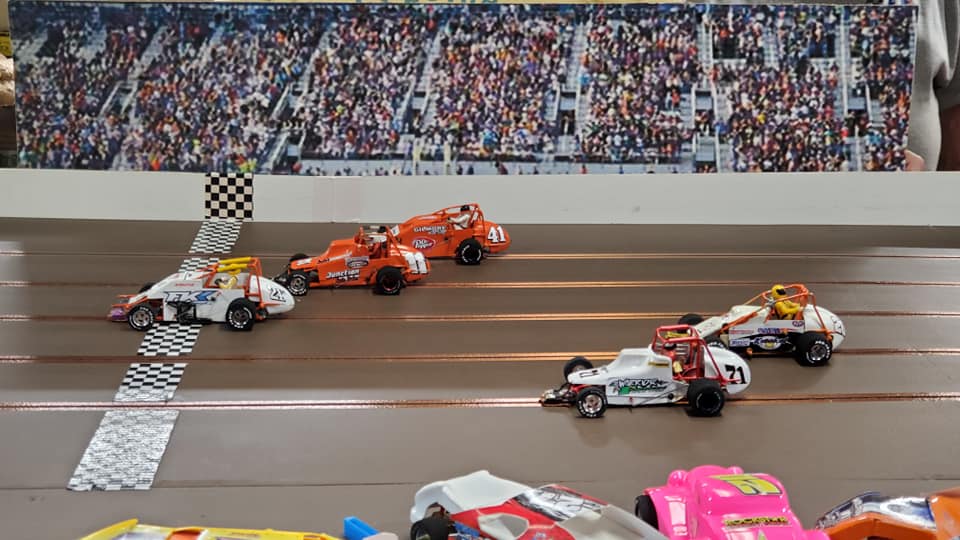 G-STYLE GRAND SLAM 13.5T OUTLAW モーター Pete Roncali wins outlaw hobby feature at Greenville speedway.