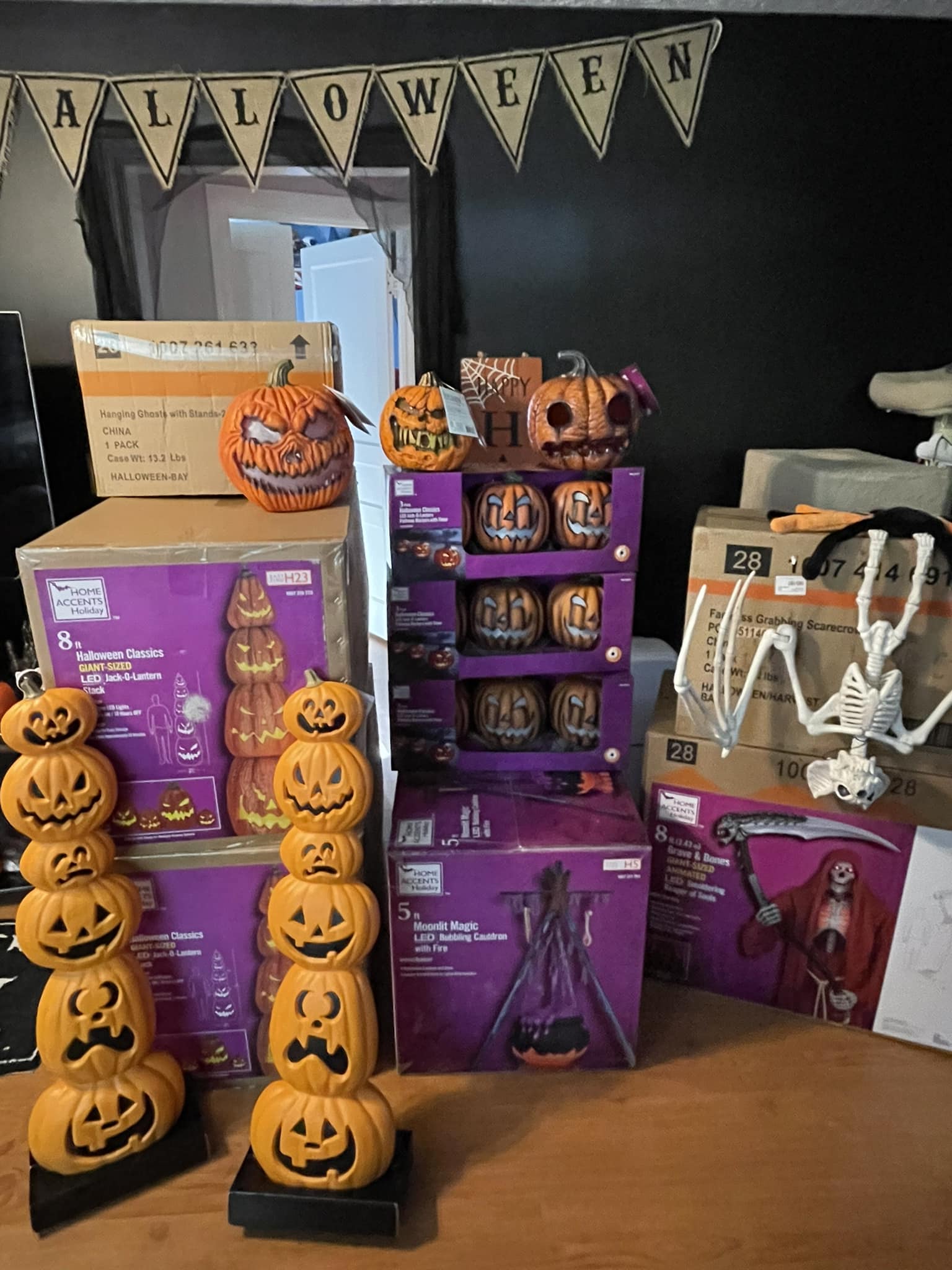 New spooky collectibles at icollectables