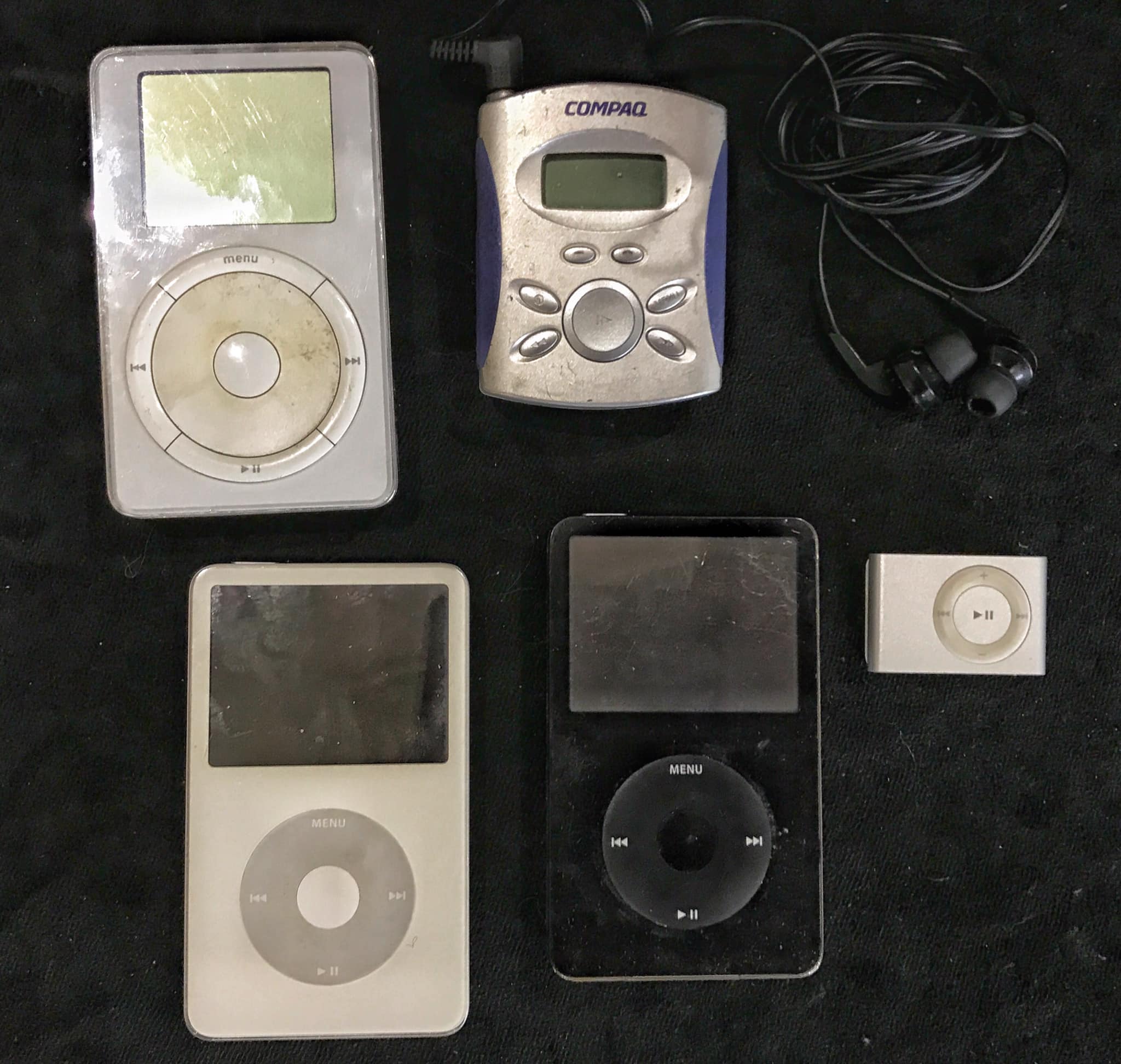 The iRiver iHP-120 was a gadget nerd's MP3 player. It had a wired
