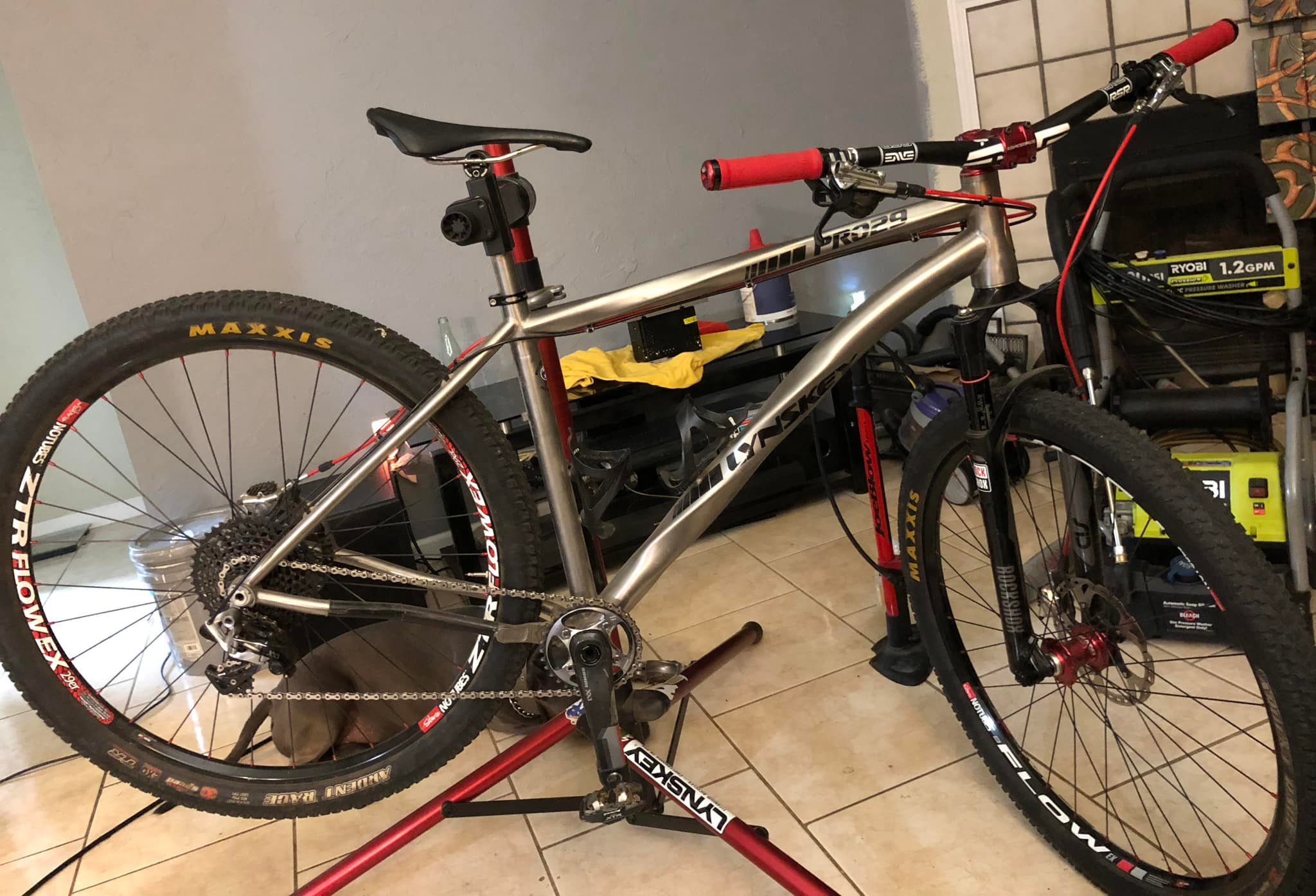 Lynskey pro gr bike specifications