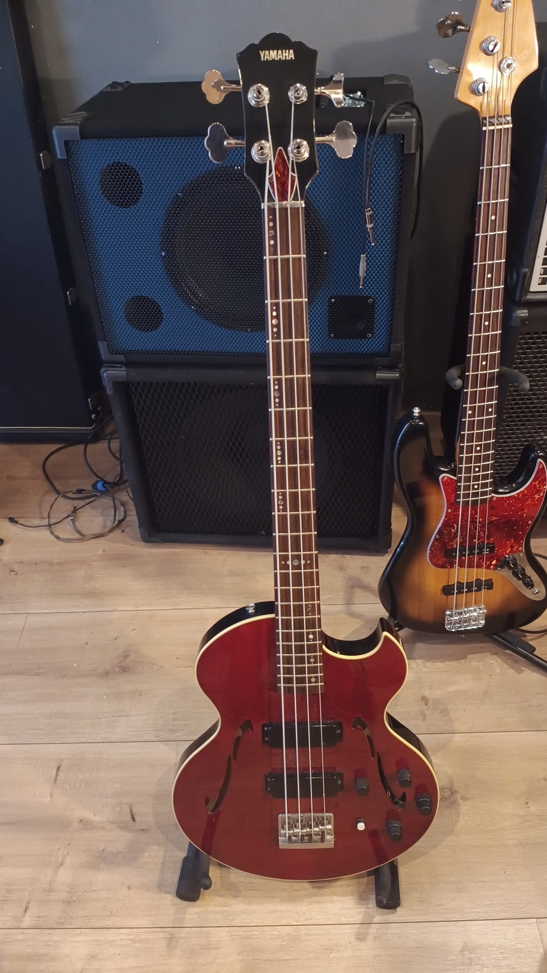 Anybody else has this one? Yamaha BEX BS It's an awesome bass