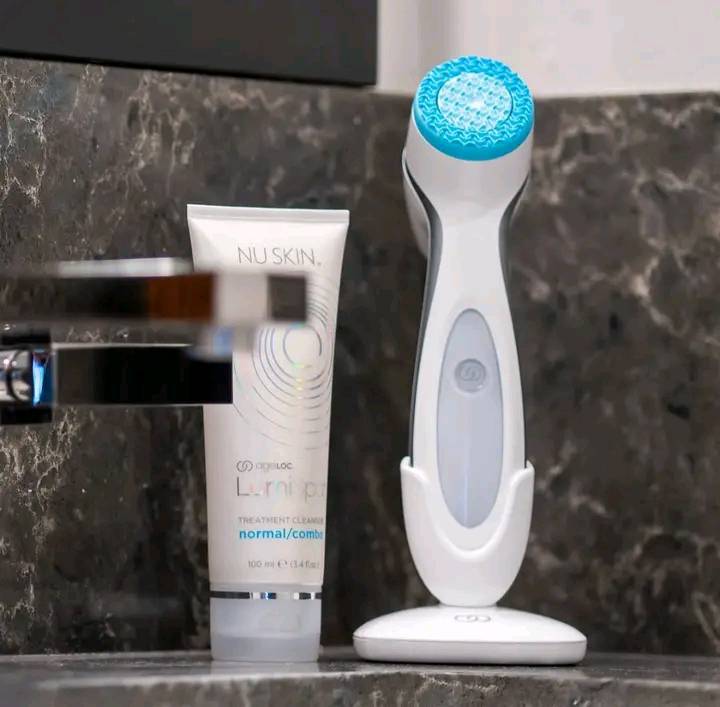 Has anyone used the Nuskin Lumispa or Galvanic spa? I need to know
