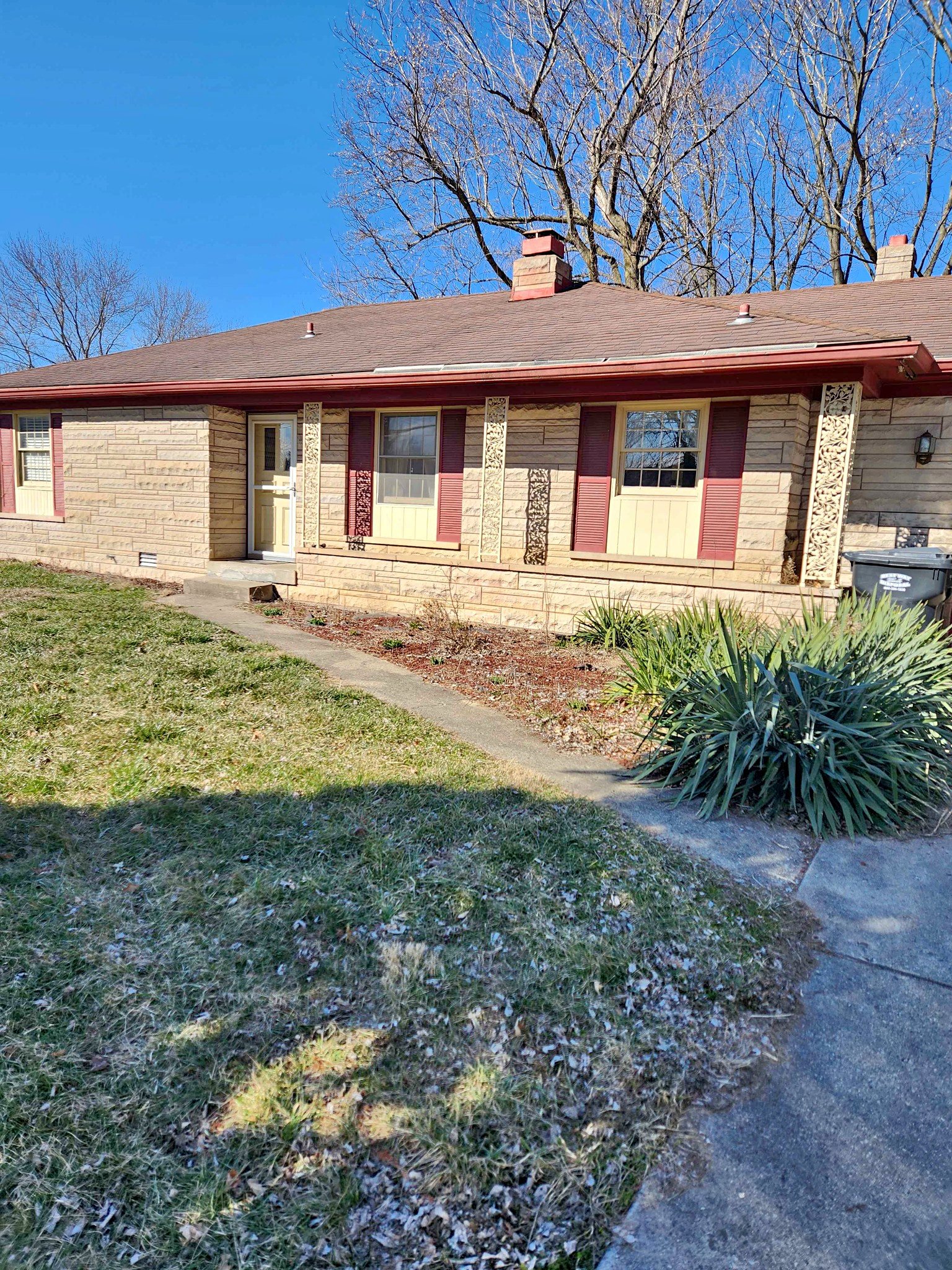 2 bedroom 1.5 bathroom house for rent Property Rentals Greenwood