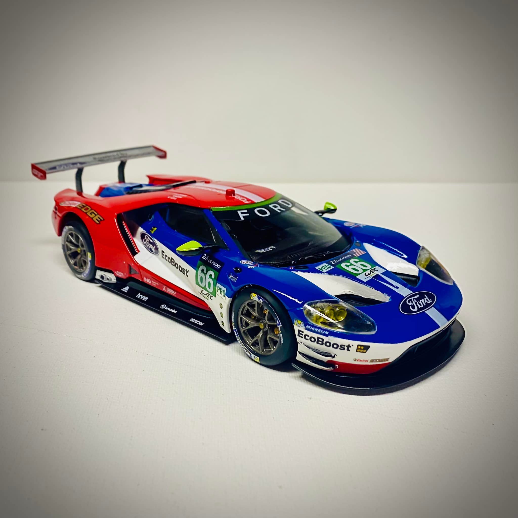 Revell Ford GT Le Mans 2017 model car build